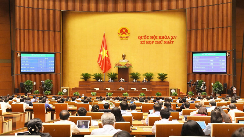 Quốc hội thông qua Nghị quyết về Chương trình giám sát của Quốc hội năm 2022.